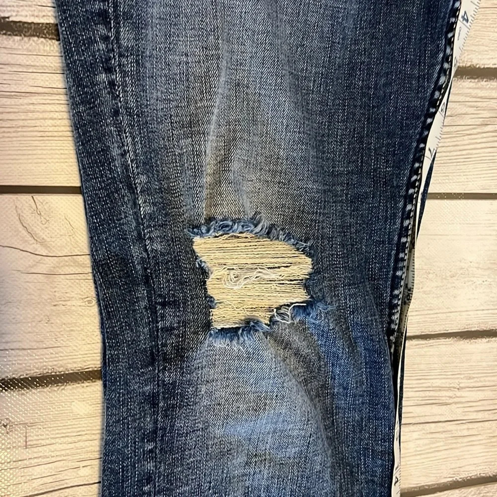 🌻Silver Jeans Co Women’s 27” waist Elyse Capri Cropped Denim - Picture 4 of 8